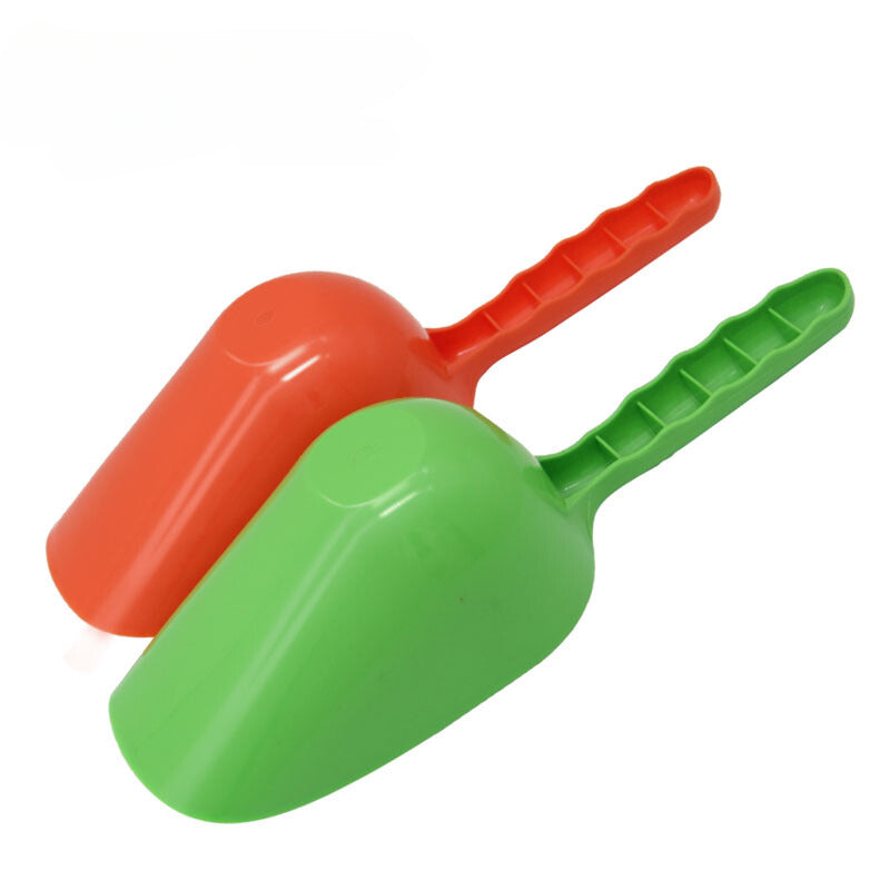 Yingte Pet Supplies: Dog Food Shovel, a thickened plastic pet scoop designed for both cat and dog food.